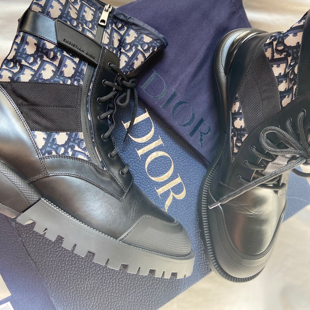 Authentic Dior Men's Leather Oblique Combat Boots